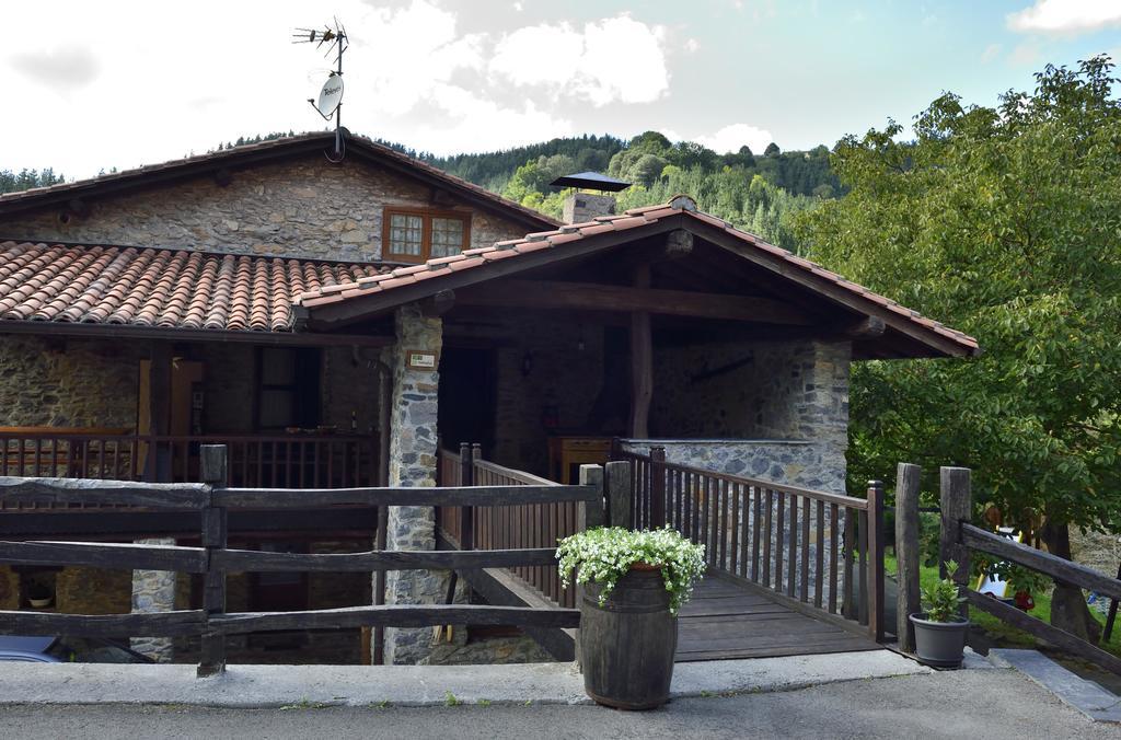 Casa Rural Zulueta Azcoitia Bagian luar foto